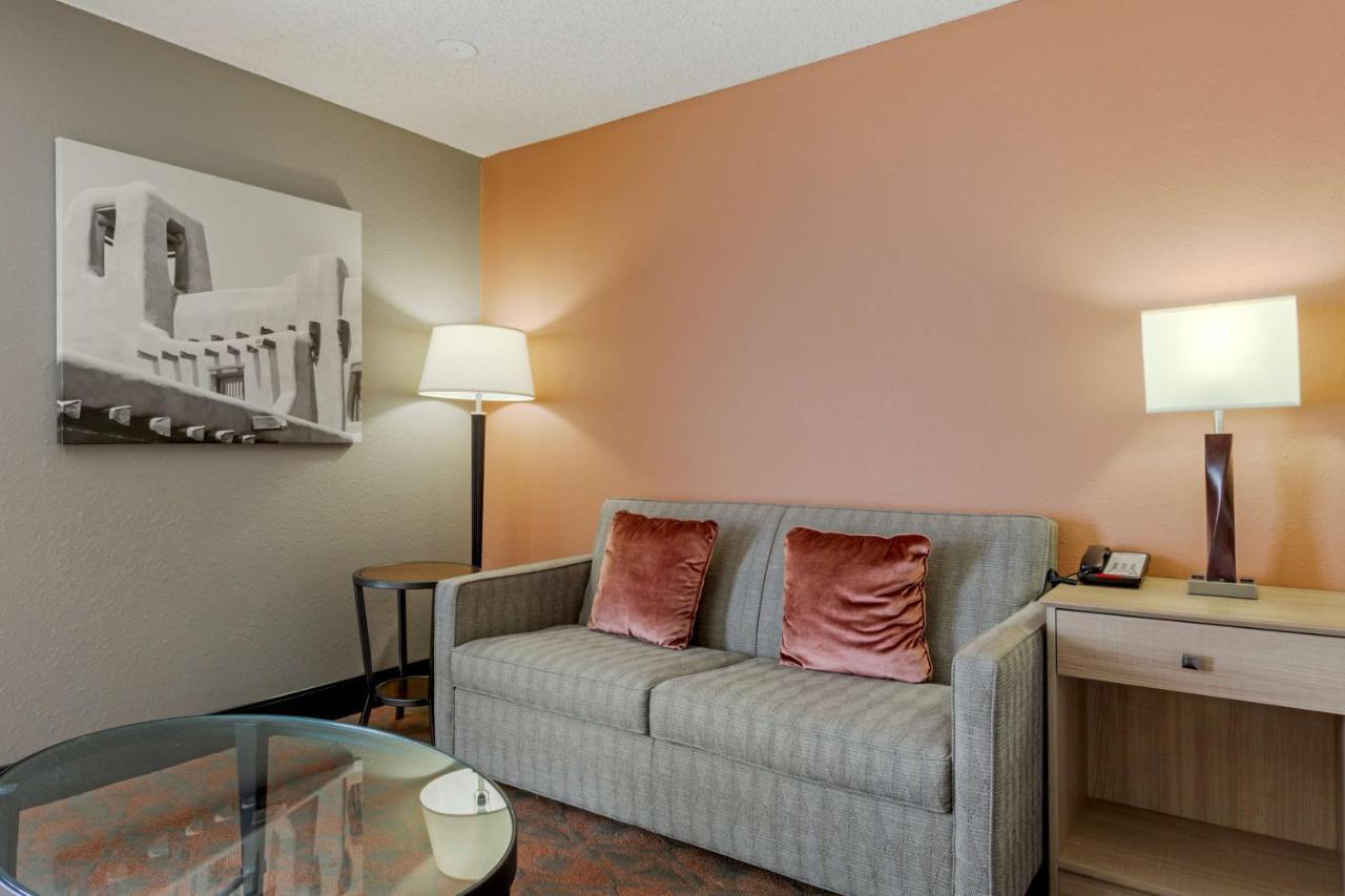 Best Western Pecos Inn Артижа Экстерьер фото