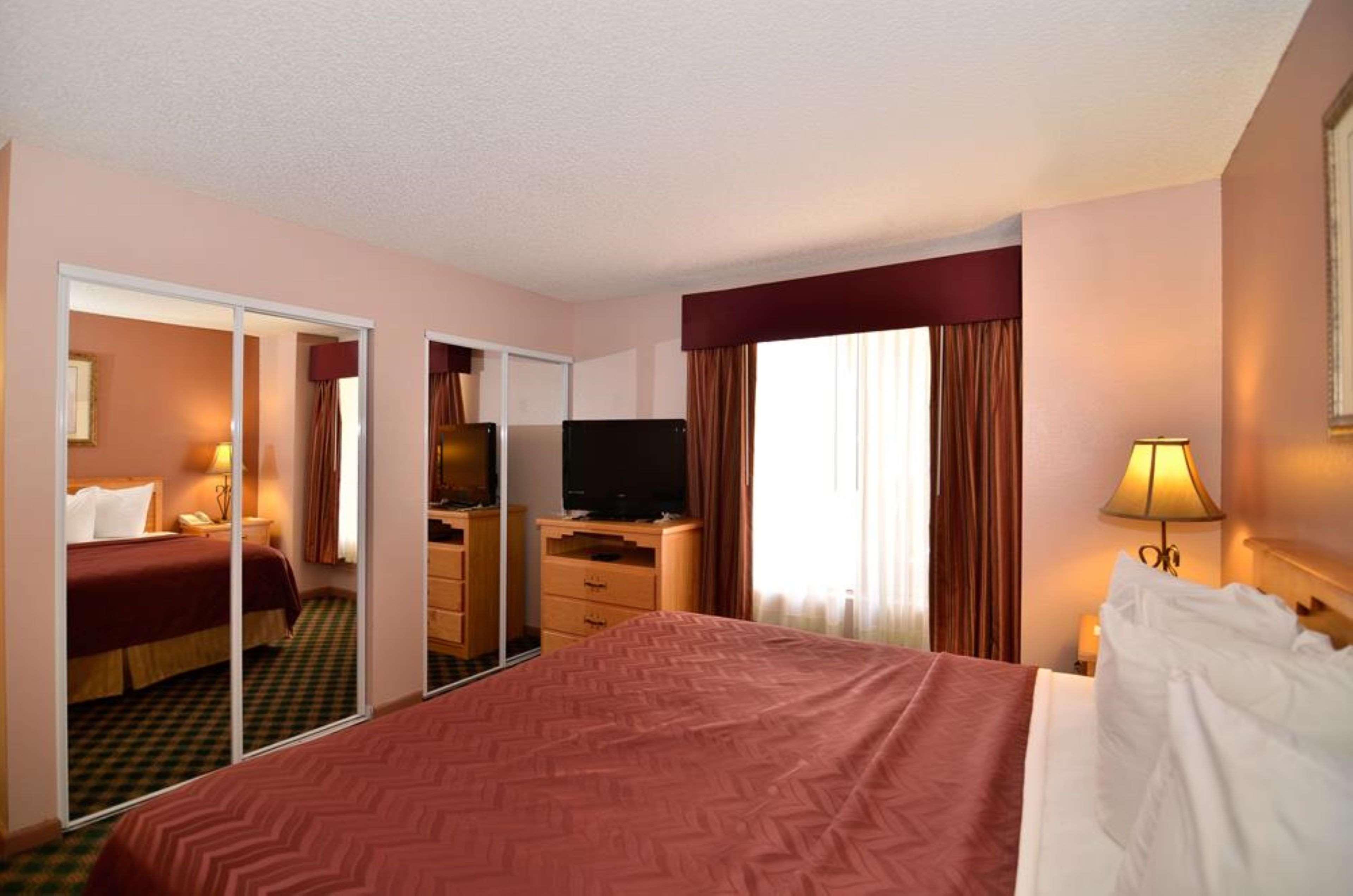 Best Western Pecos Inn Артижа Экстерьер фото