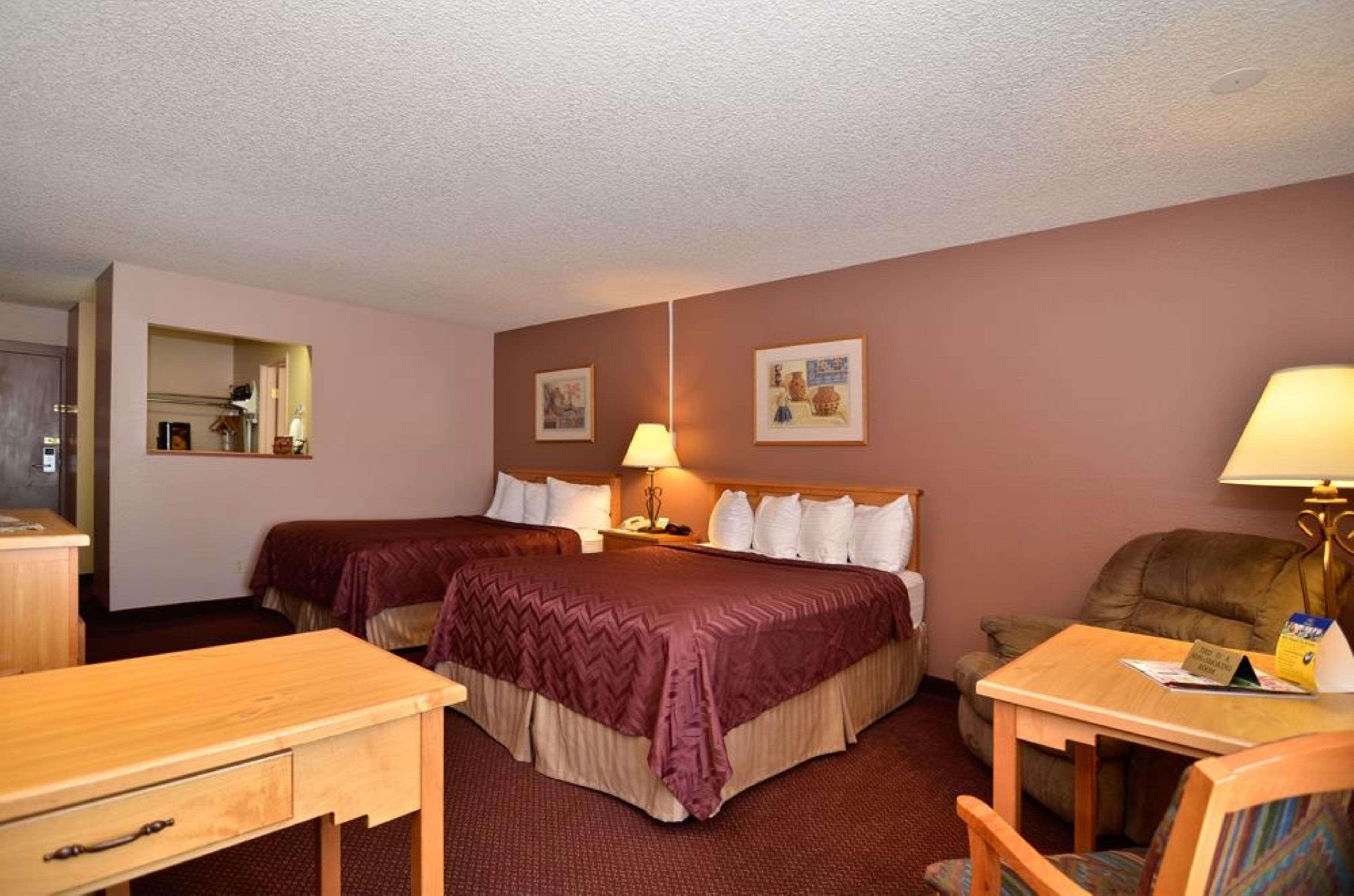 Best Western Pecos Inn Артижа Экстерьер фото